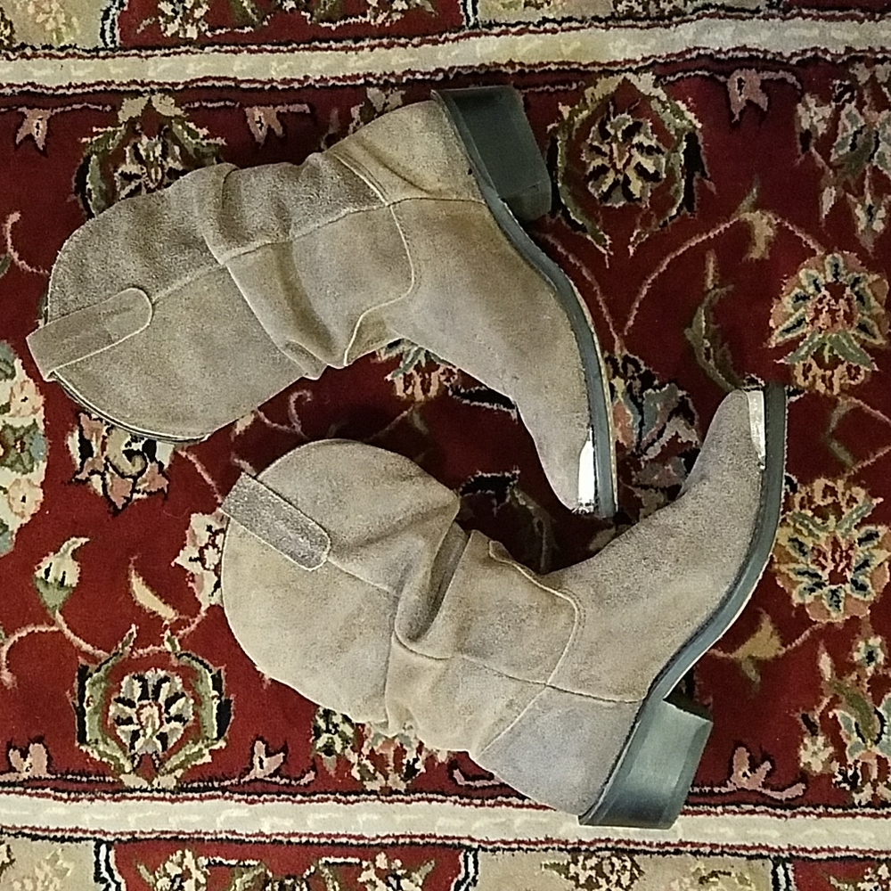 DOUBLE-H 6.5 Slouch pointed toe taupe boot small heel